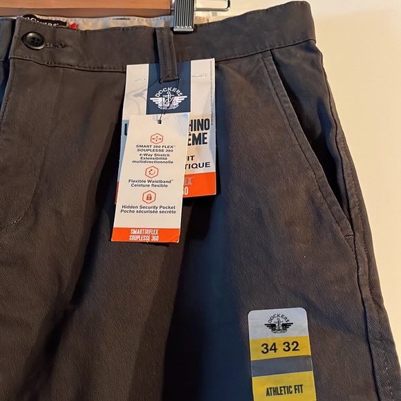 Men’s Grey Dockers Pants - Picture 2 of 6